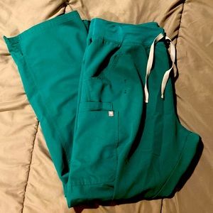 Kade FIGS Hunter green scrub pants